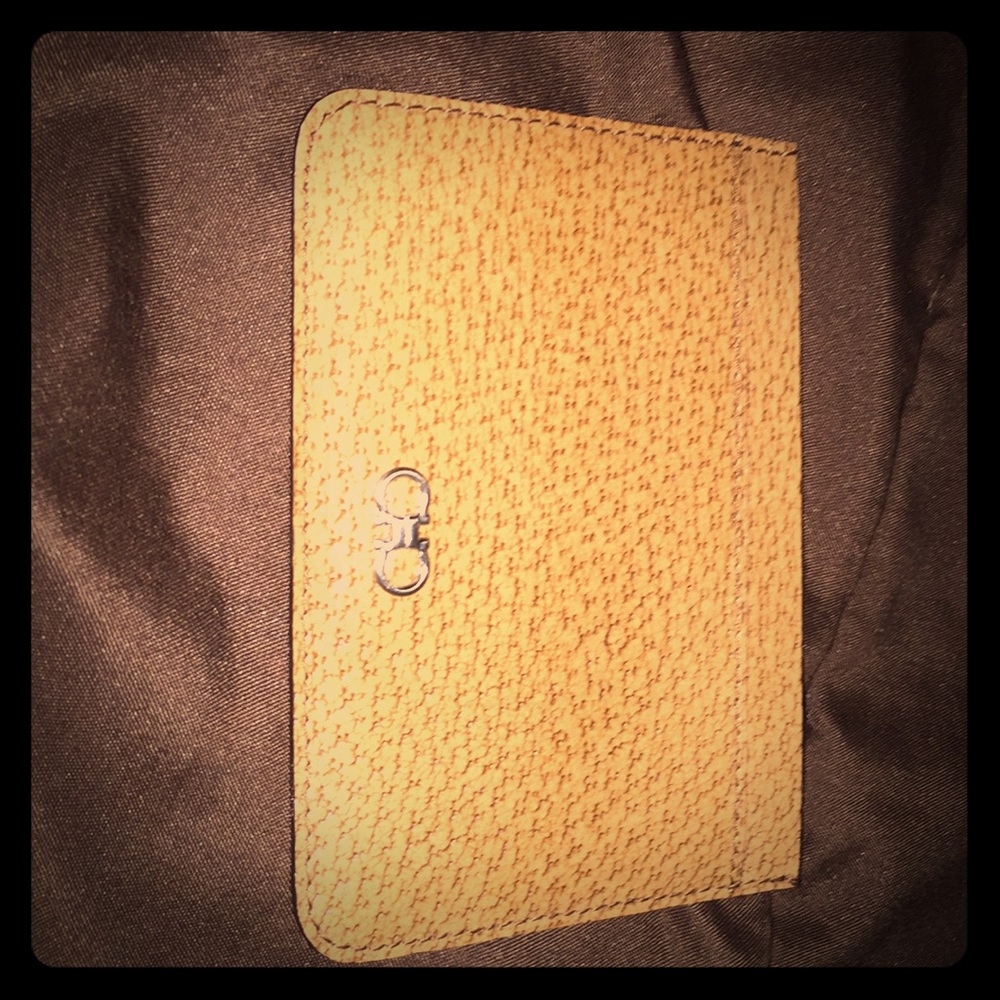 Salvatore Ferragamo card holder NWT unused